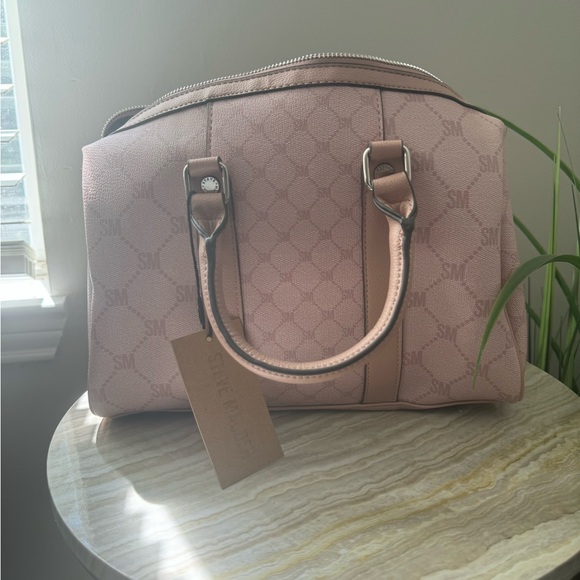 Purses - Picture 2 of 11